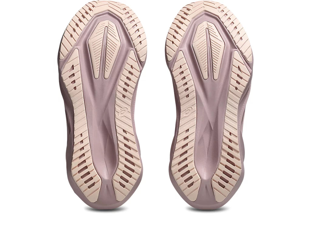 Asics Novablast 5 Pearl Pink / Morganite Womens