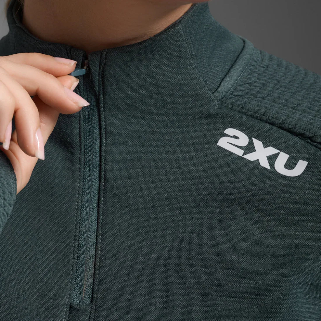 2XU Ignition Hyper-Haptic 1/4 Zip Dark Sage Womens