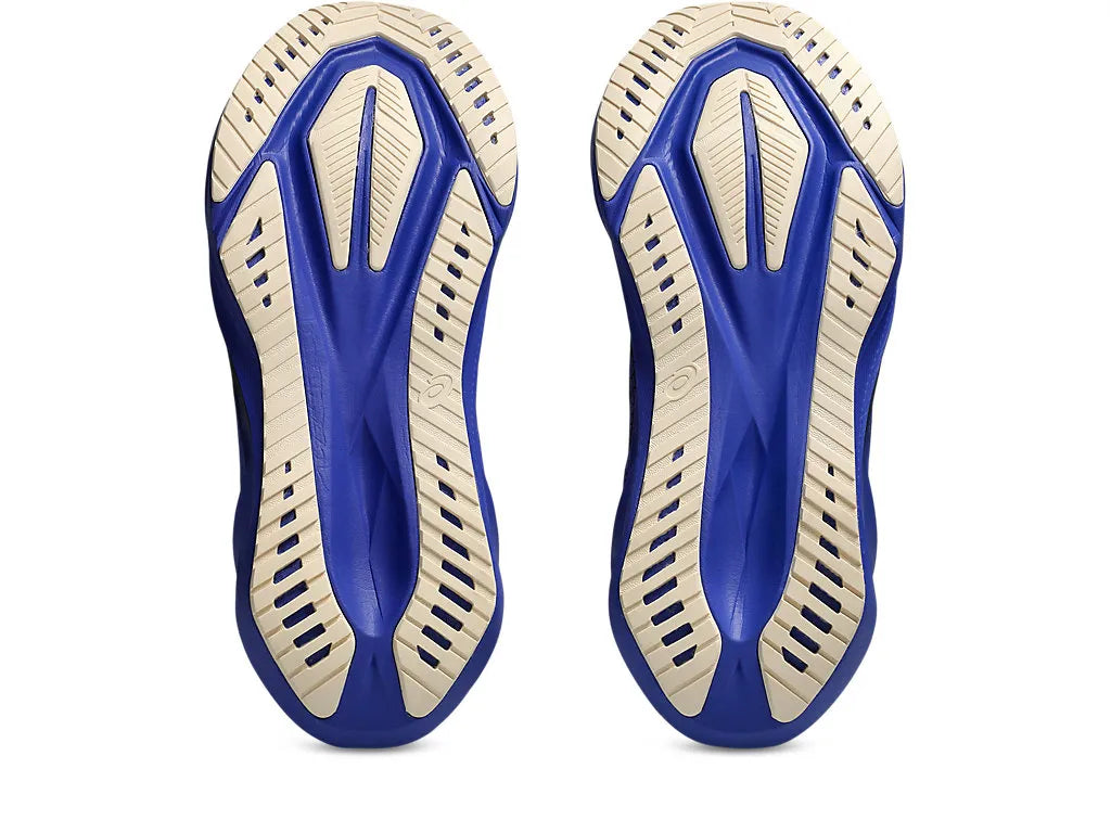 Asics Novablast 5 Black/Cobalt Burst (2E) Mens