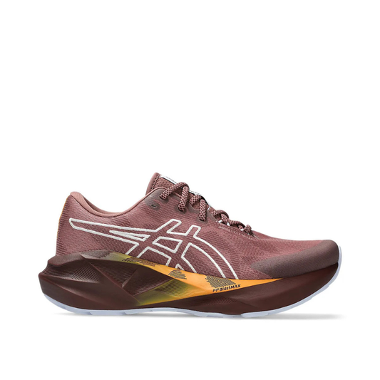 Asics Novablast 5 TR NB Nature Bathing/Rubble Red Womens
