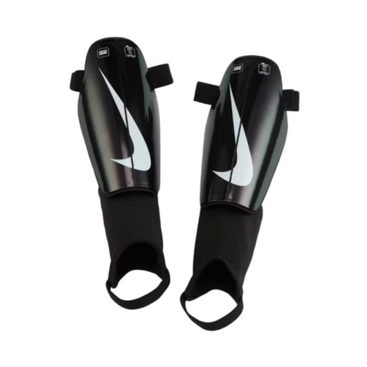 Nike Charge Guards Black/White