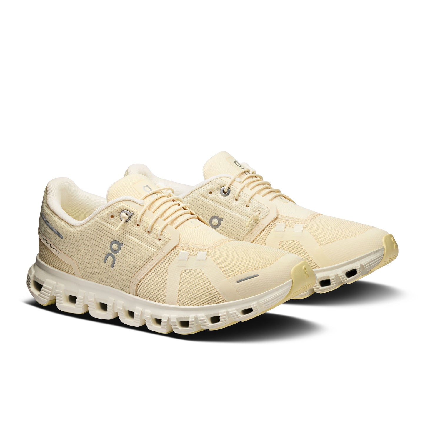 On Running Cloud 6 Castor / Ivory Womens