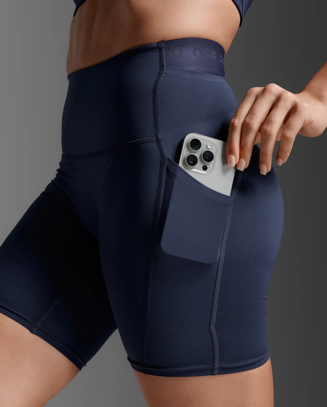 2XU Form Stash Hi-Rise Bike Shorts Midnight Womens
