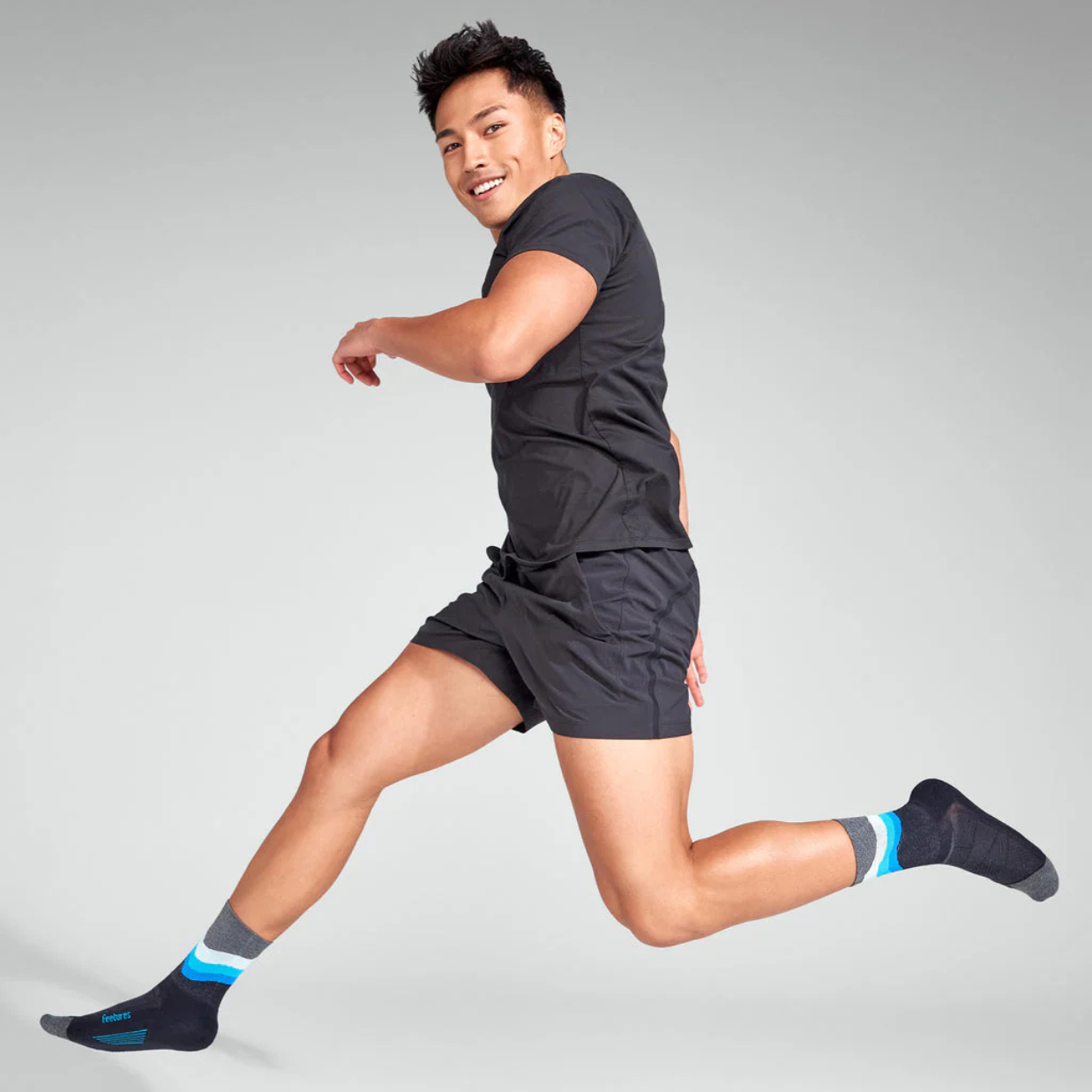 Feetures Elite Light Cushion Mini Crew Black Swell Sock
