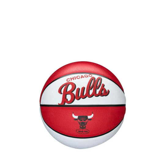 Wilson NBA Team Retro Mini Basketball Chicago Bulls Size 3