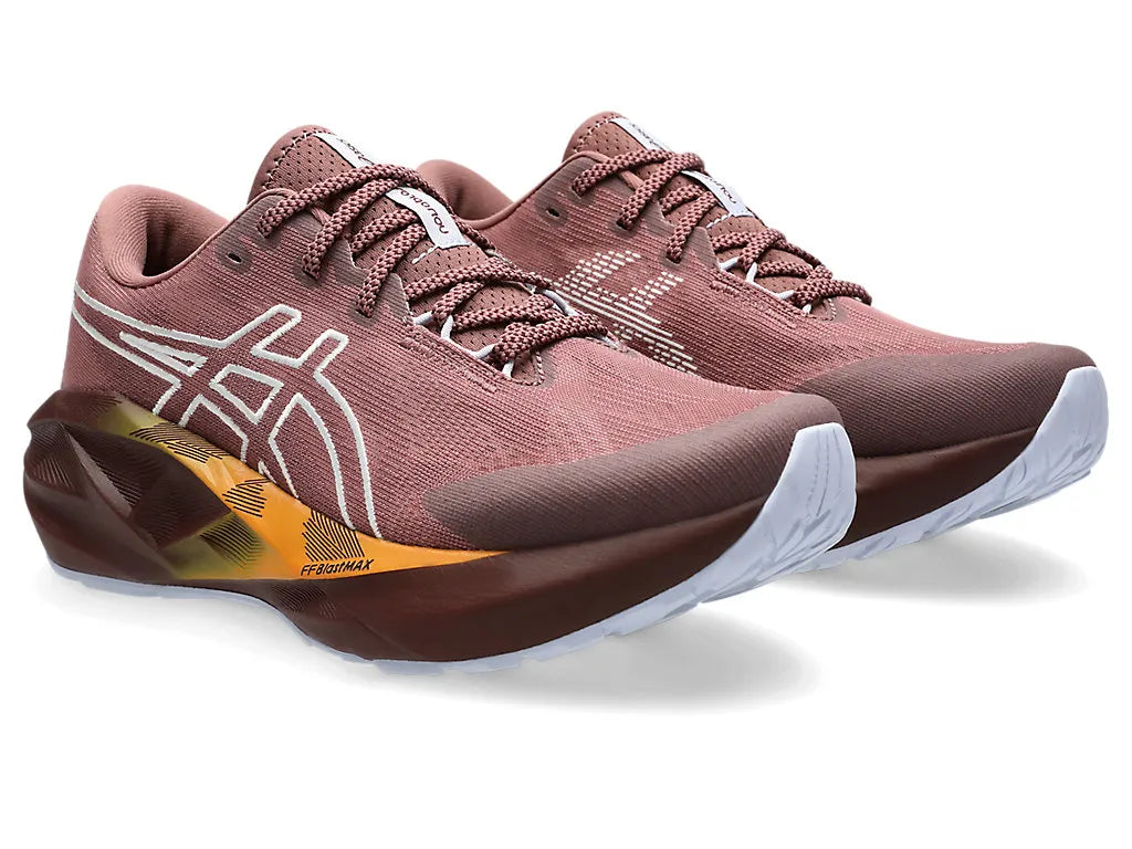 Asics Novablast 5 TR NB Nature Bathing/Rubble Red Womens