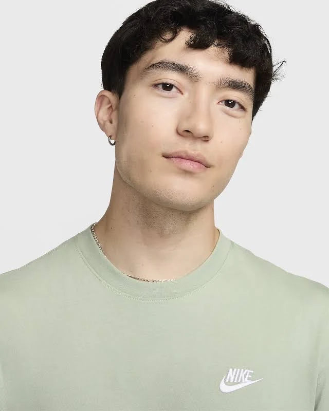 Nike Sportswear Club Green Tee Mens